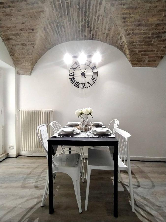 Апартаменти Casa In Centro Storico Vista Gran Sasso Атрі Екстер'єр фото