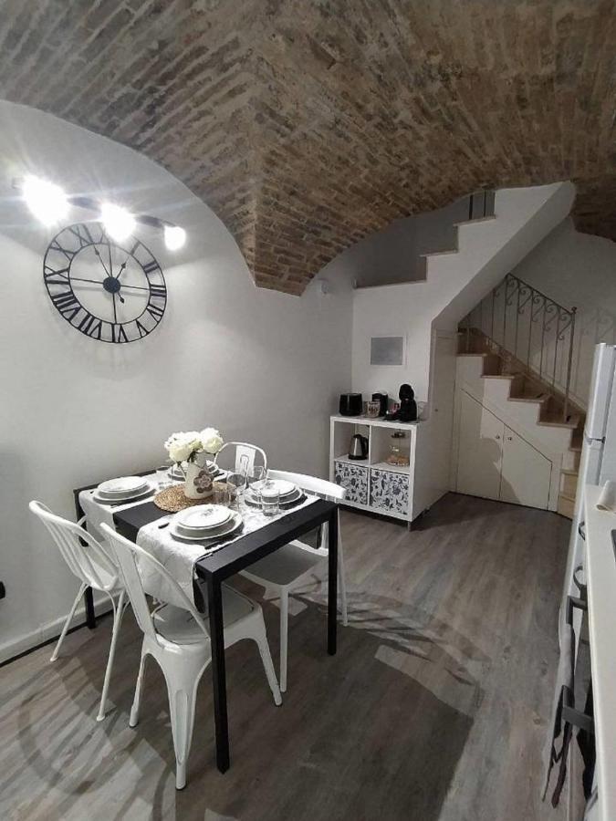 Апартаменти Casa In Centro Storico Vista Gran Sasso Атрі Екстер'єр фото