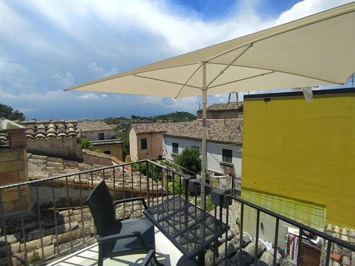 Апартаменти Casa In Centro Storico Vista Gran Sasso Атрі Екстер'єр фото